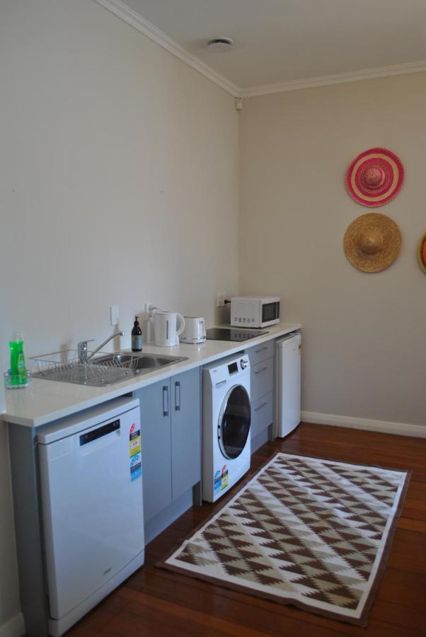Wai O Taiki Bay B&B Auckland Buitenkant foto